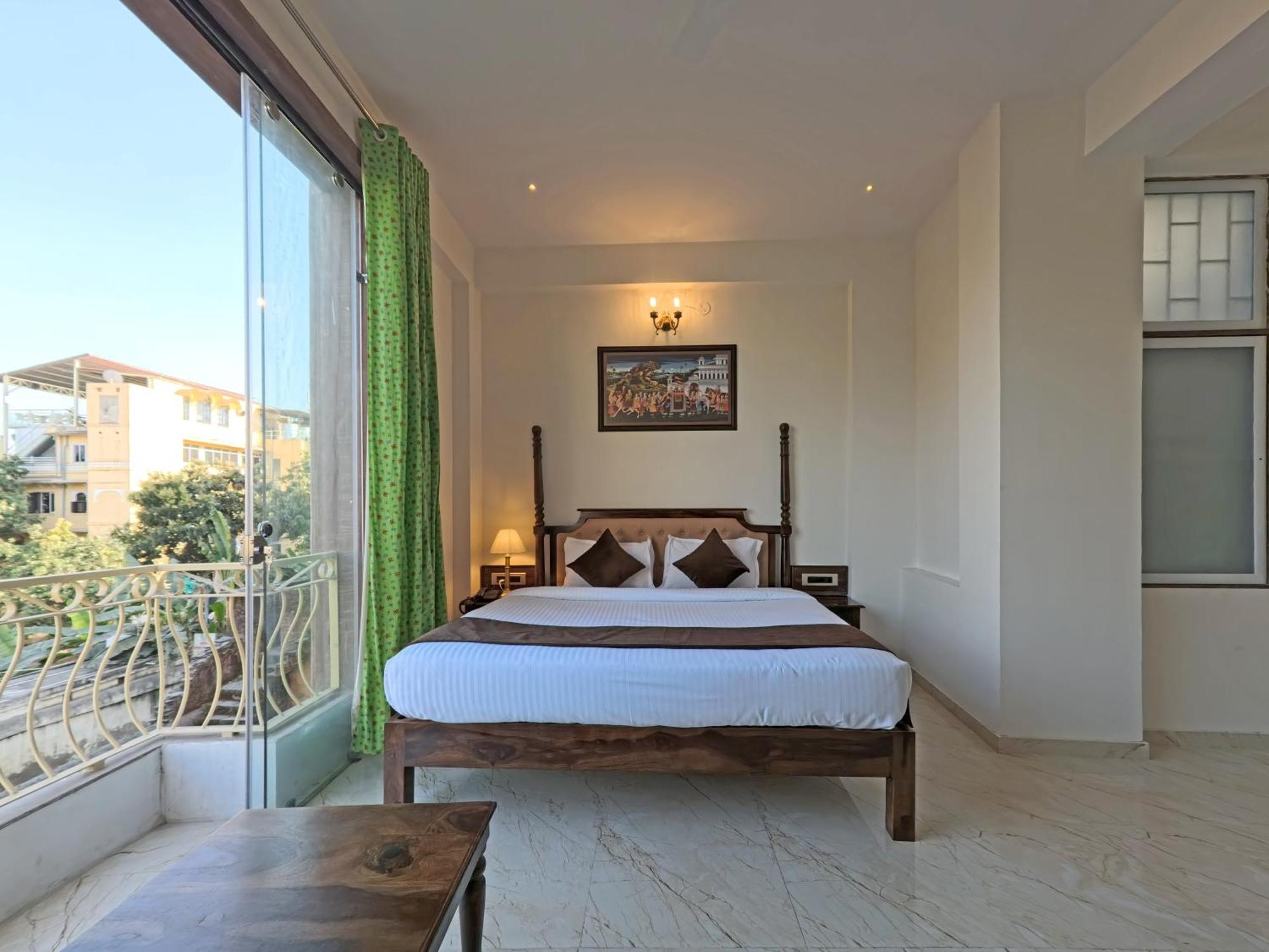 Dera Pichola- A Lake Facing Boutique Hotel Udaipur Exterior photo