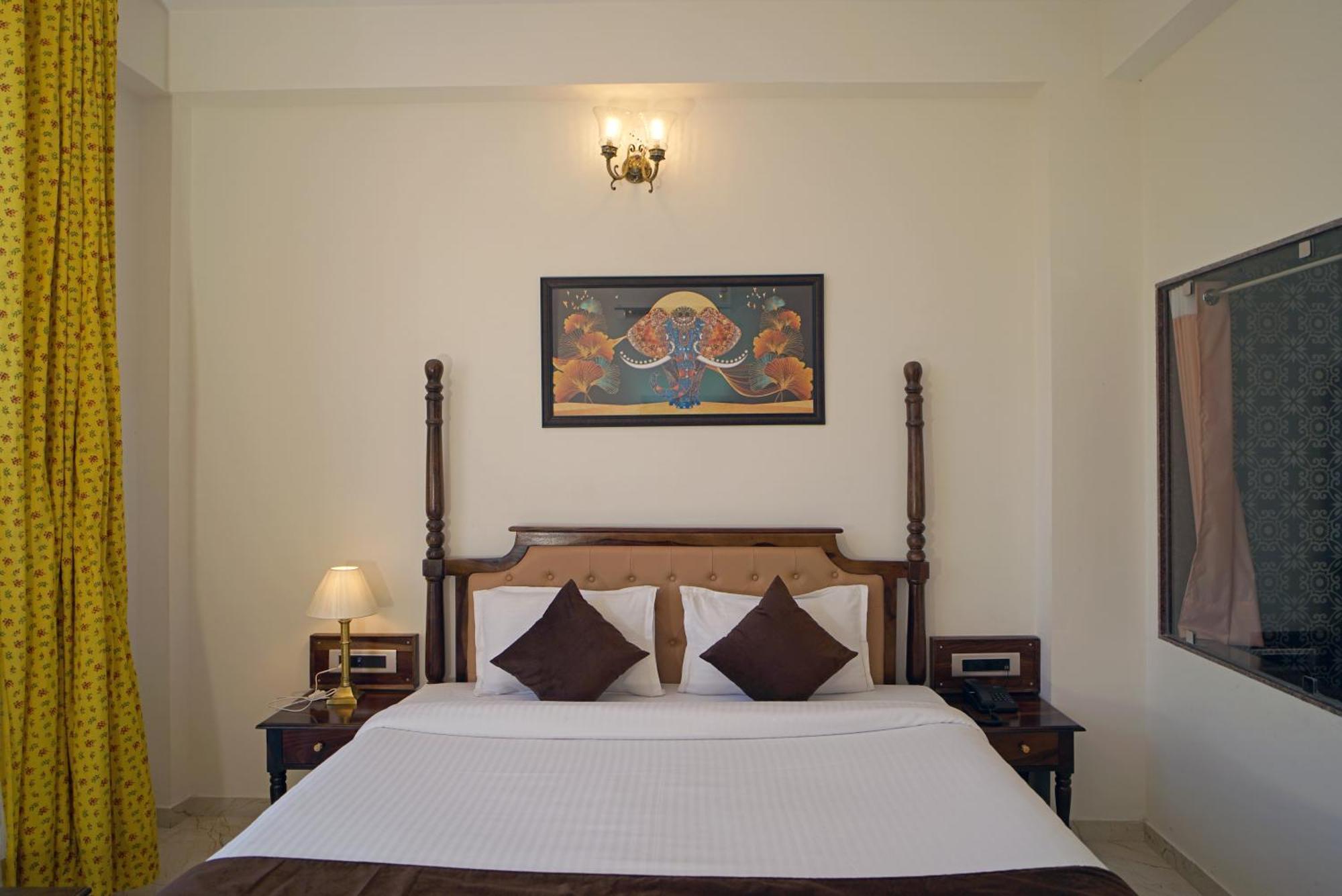 Dera Pichola- A Lake Facing Boutique Hotel Udaipur Exterior photo